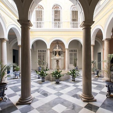 Cozy Apartment In House-Palace With Private Patio Севілья Екстер'єр фото
