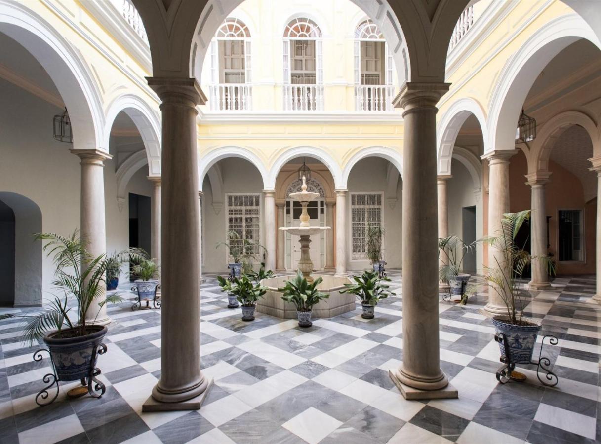 Cozy Apartment In House-Palace With Private Patio Севілья Екстер'єр фото